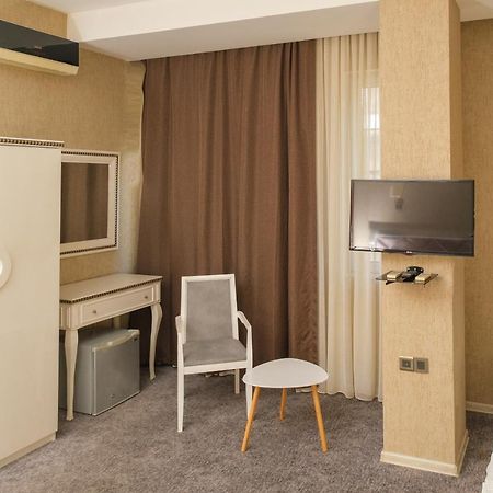 Maestro Hotel Baku Exterior photo