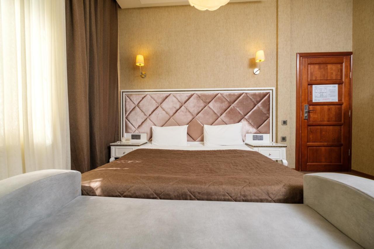 Maestro Hotel Baku Exterior photo