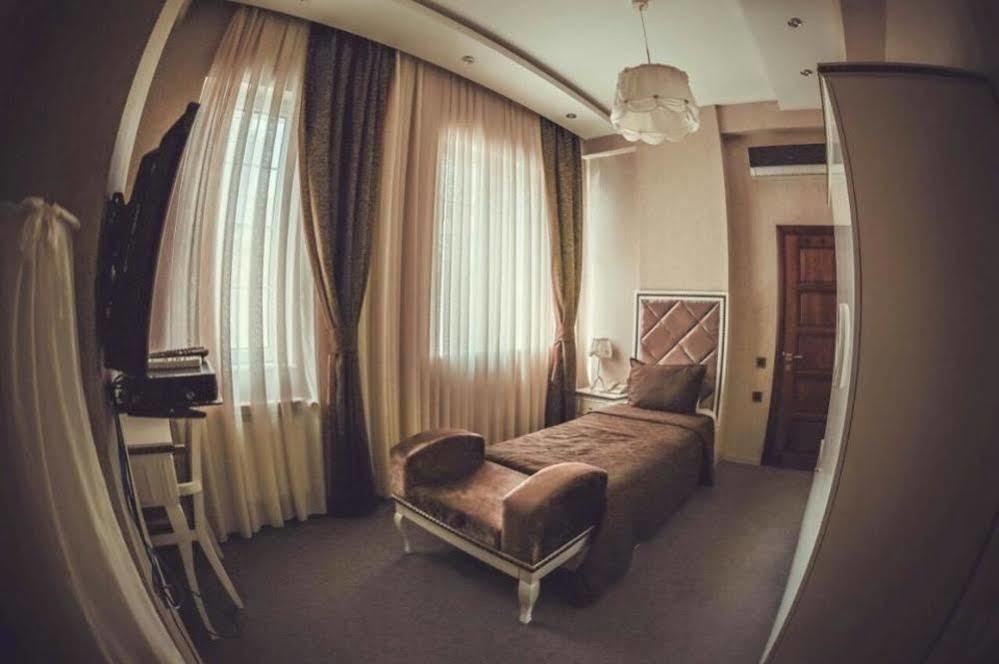 Maestro Hotel Baku Exterior photo